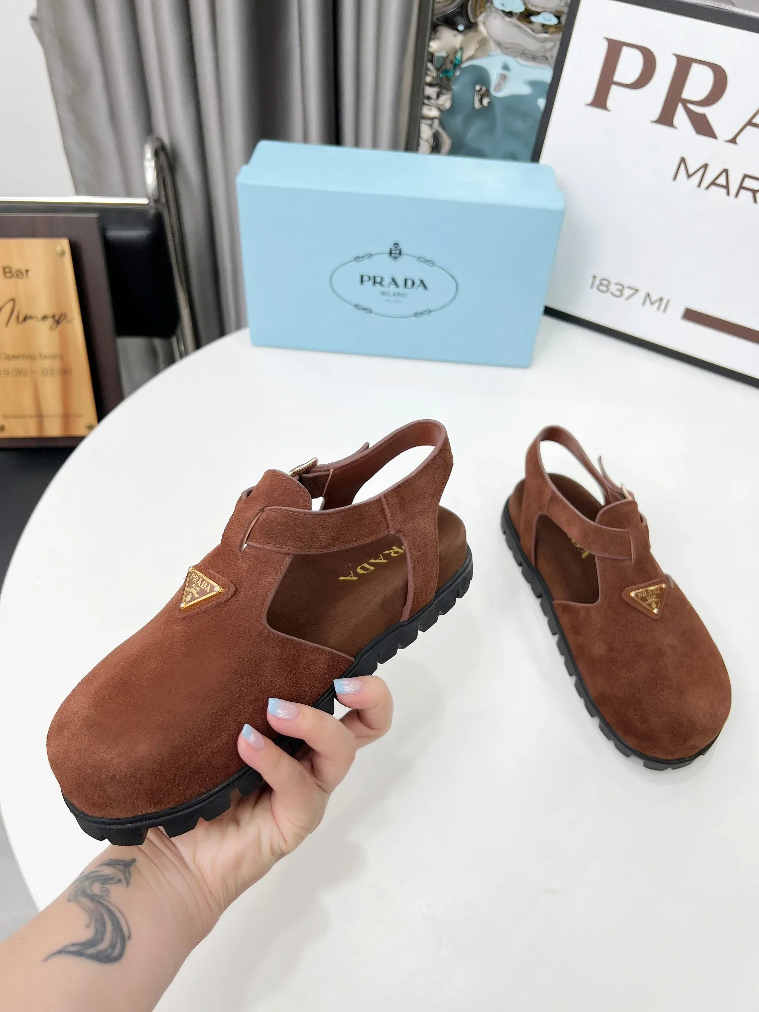 👟👟Ex-factory price 440👟👟 PRADA/25ss Prada classic triangle logo loafer series, simple and ultimate size: 35-42